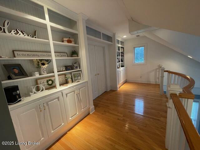 Listing Image 104