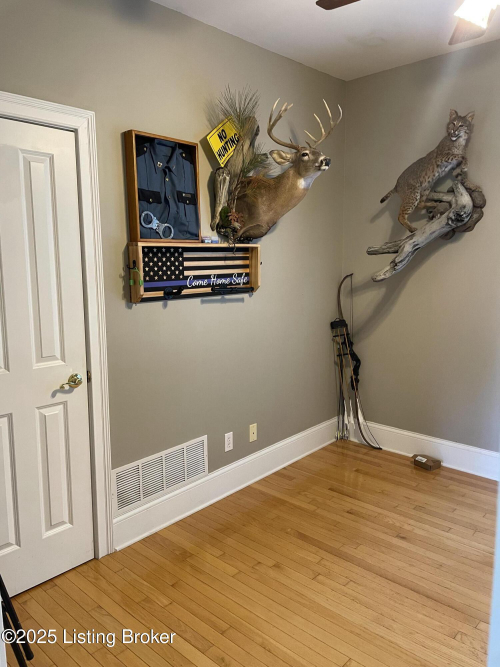Listing Image 138