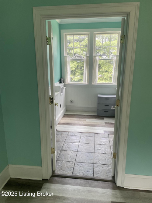 Listing Image 150