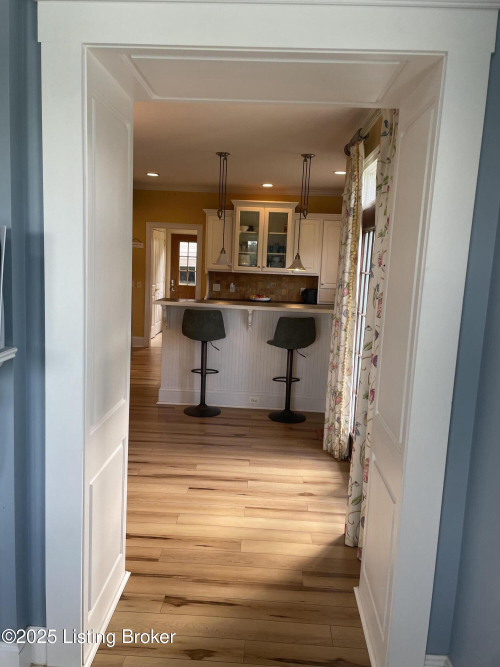 Listing Image 159