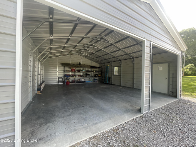 Listing Image 18