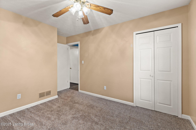 Listing Image 24