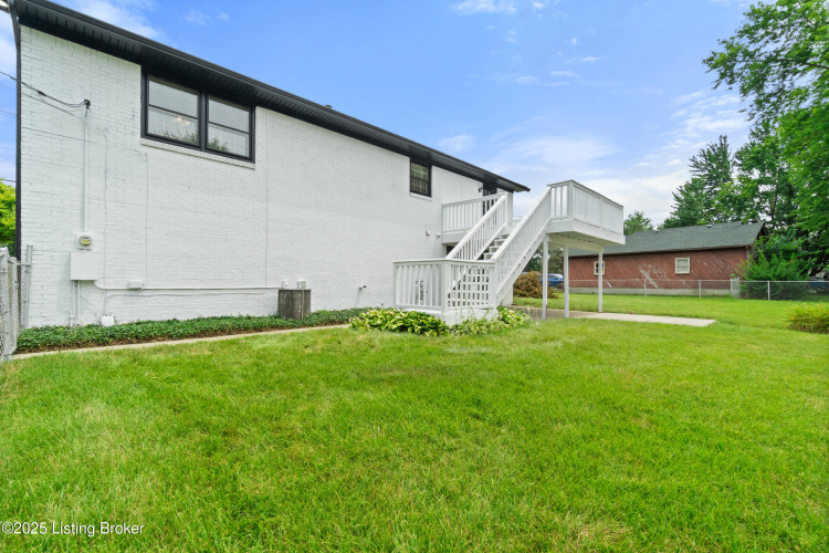 Listing Image 42
