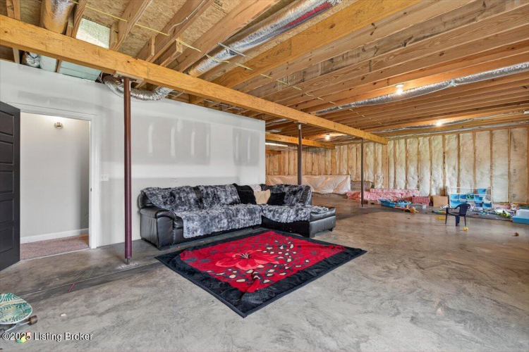 Listing Image 22