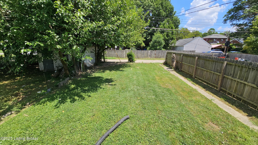Listing Image 44