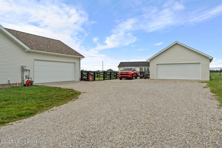 Listing Image 34