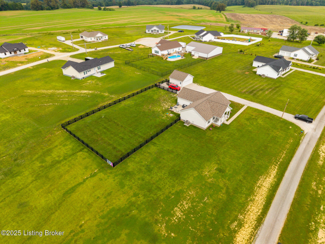 Listing Image 46