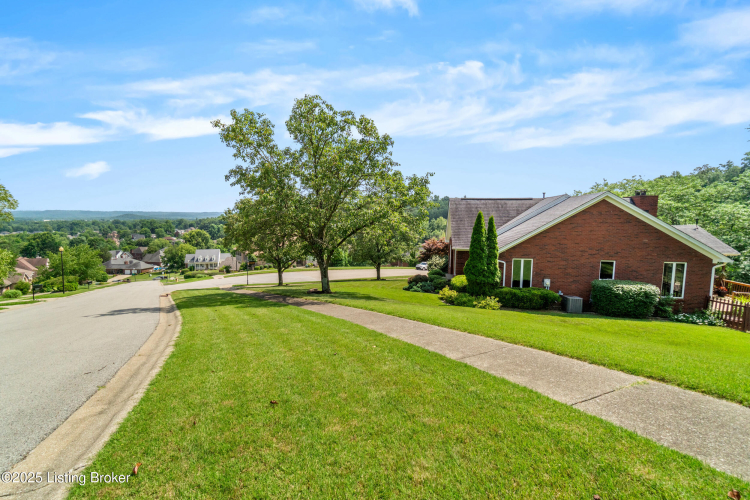 Listing Image 58