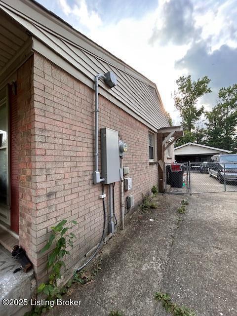 Listing Image 8