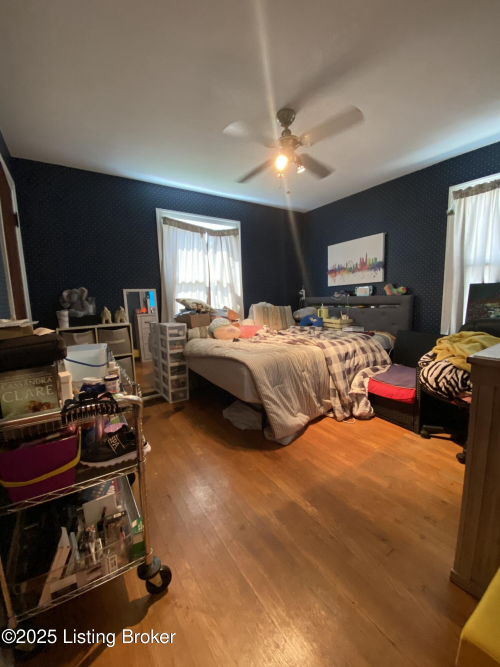 Listing Image 17