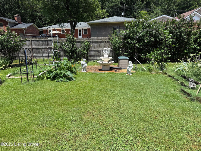 Listing Image 17