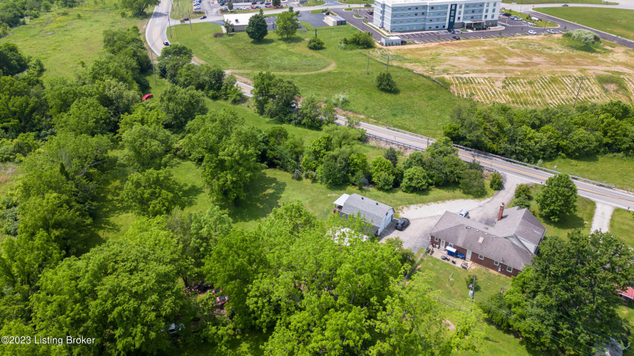 Listing Image 19