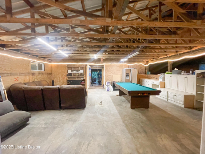 Listing Image 36