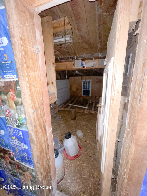 Listing Image 37