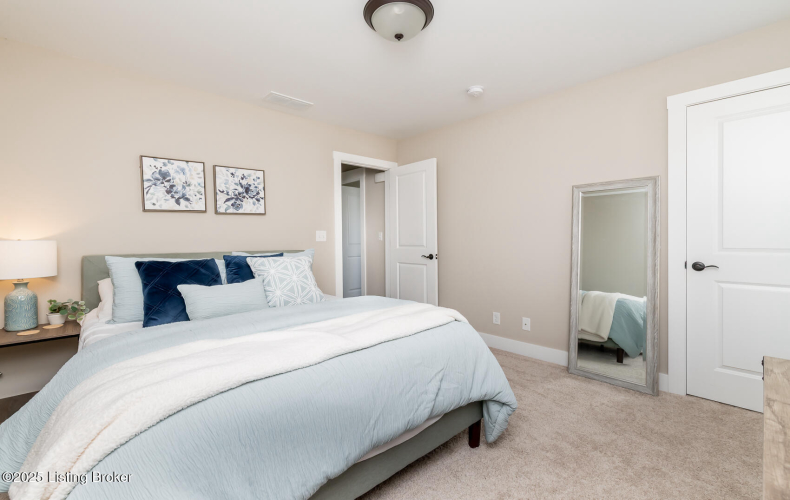 Listing Image 55