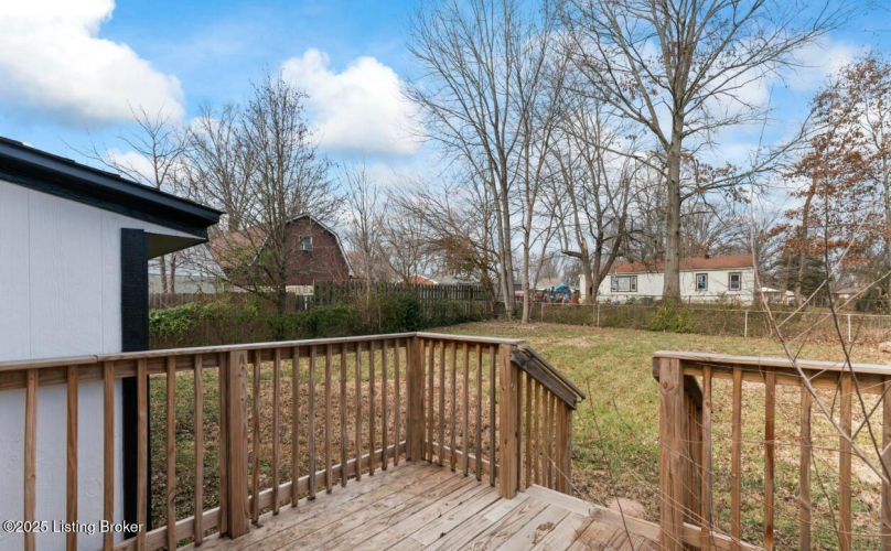 Listing Image 15