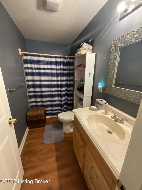 Listing Image 54