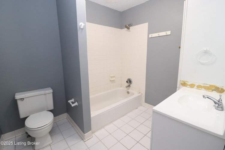 Listing Image 51