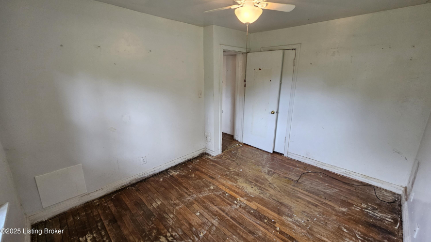 Listing Image 28