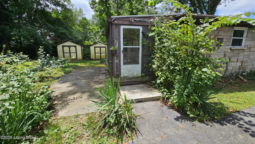 Listing Image 43