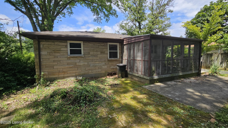 Listing Image 49