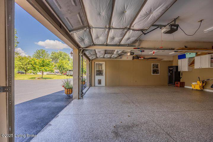 Listing Image 44