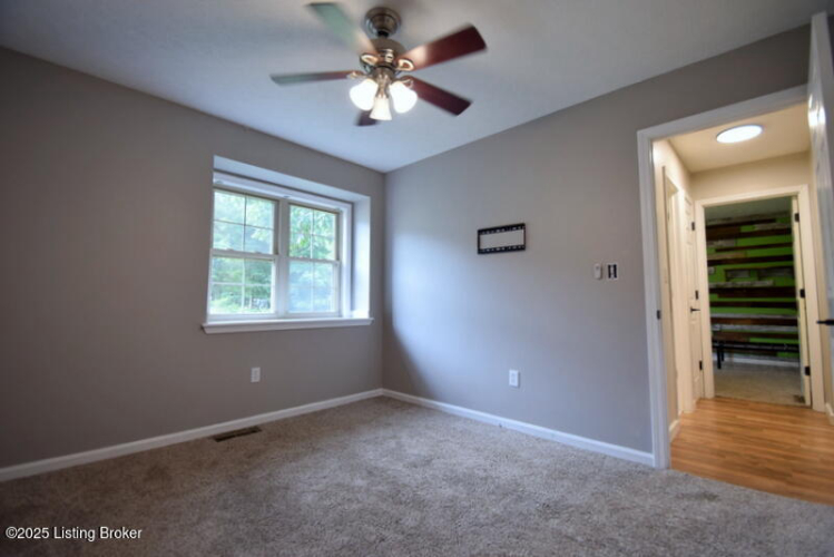 Listing Image 50