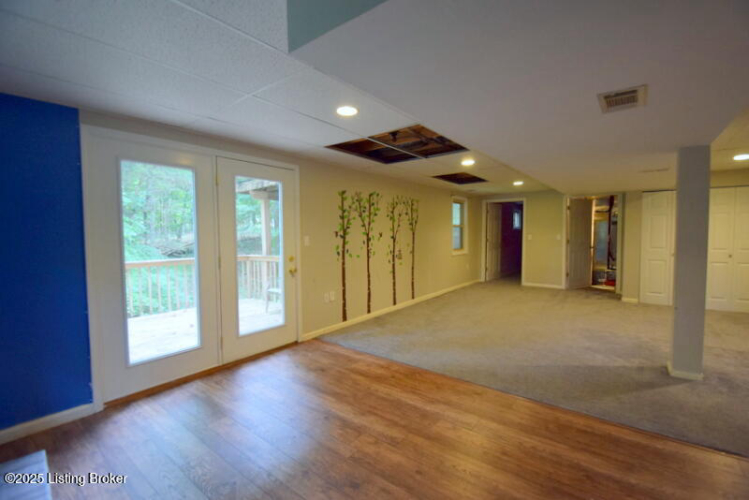 Listing Image 53