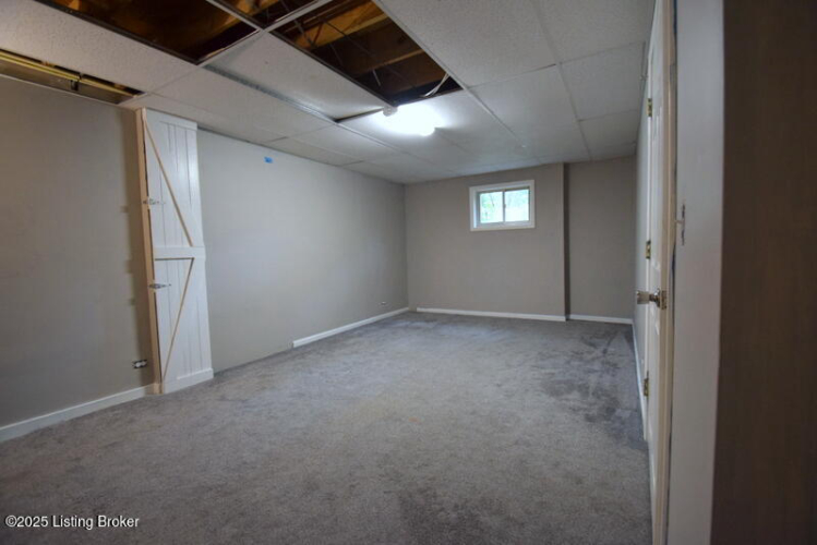 Listing Image 59