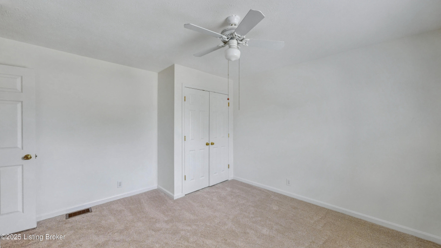 Listing Image 41