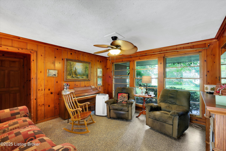 Listing Image 29