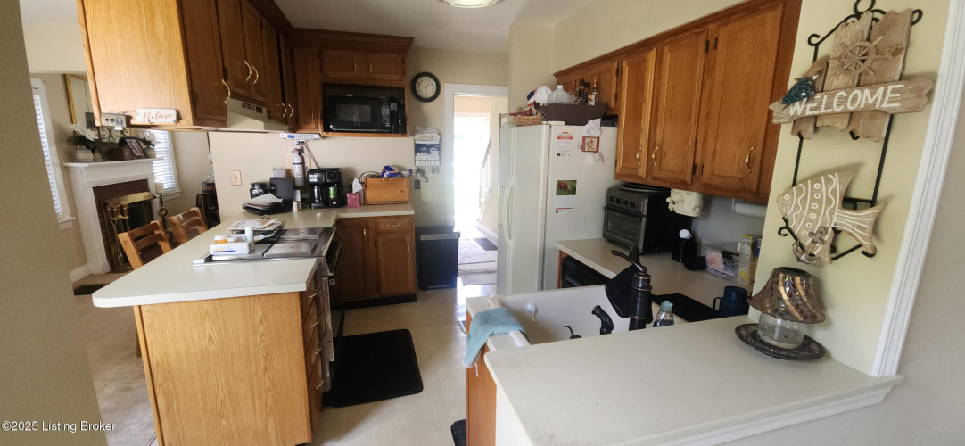 Listing Image 16