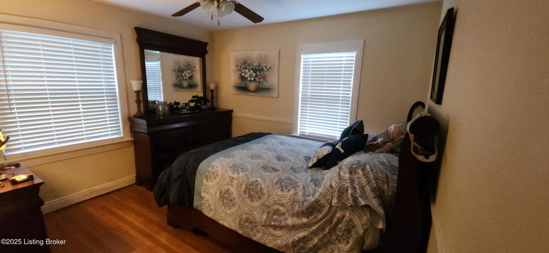 Listing Image 20