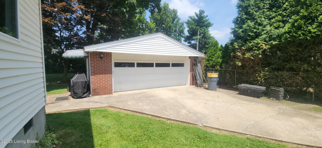 Listing Image 30
