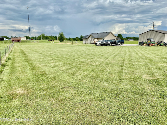 Listing Image 8