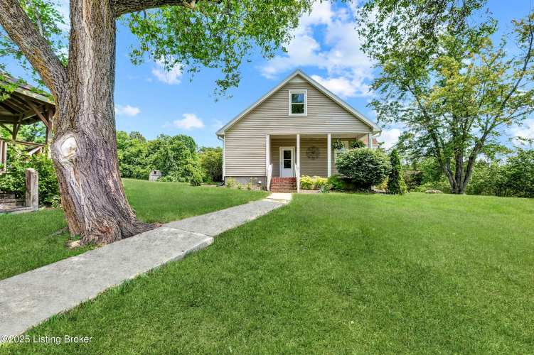 Listing Image 4
