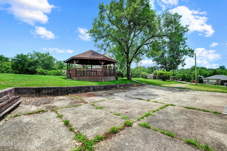 Listing Image 33
