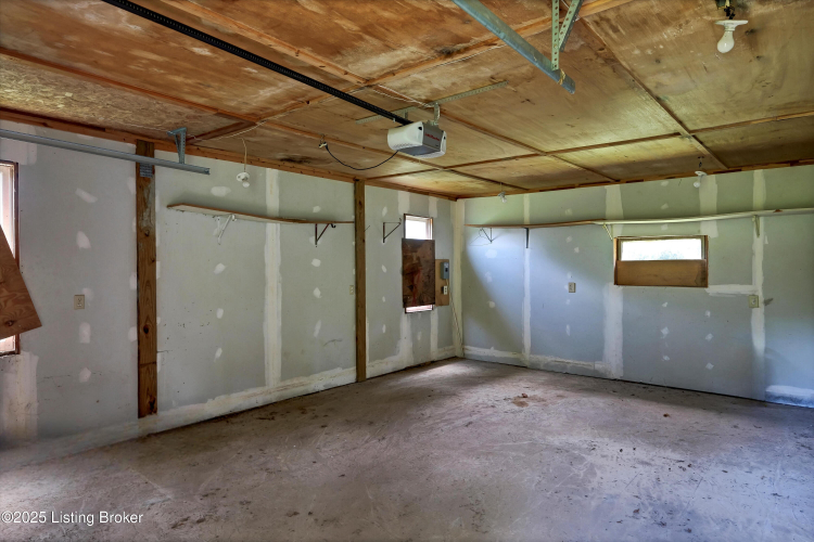 Listing Image 39
