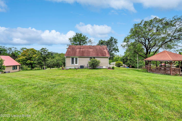 Listing Image 43