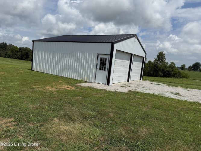 Listing Image 9