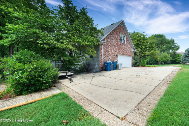 Listing Image 50