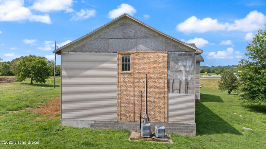 Listing Image 39