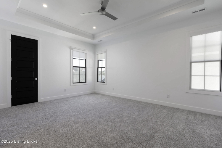 Listing Image 53