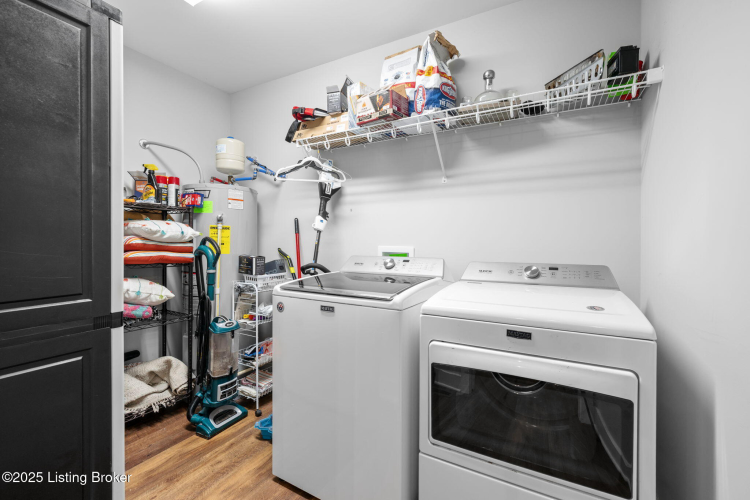 Listing Image 18