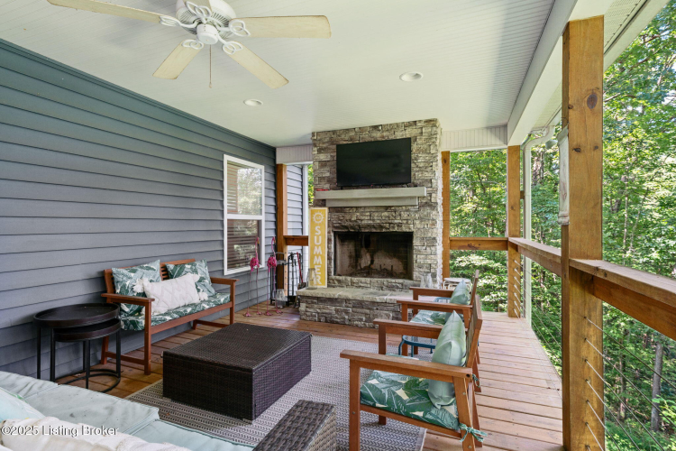 Listing Image 19