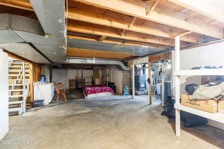 Listing Image 26