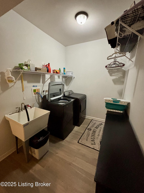 Listing Image 13