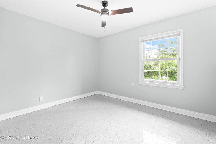 Listing Image 38