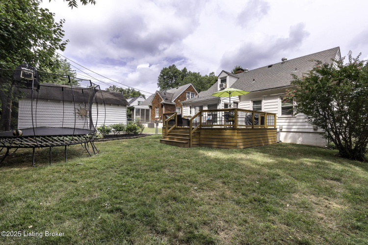 Listing Image 44