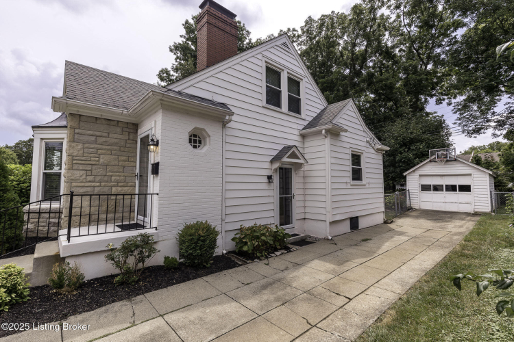 Listing Image 50